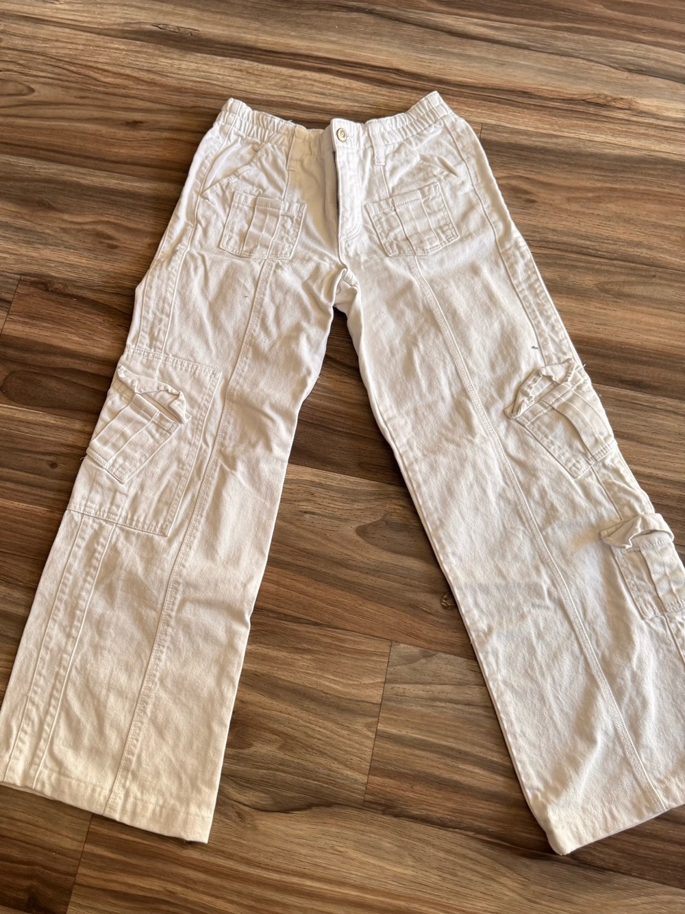 Urban Outfitters. Y2K Women’s White Cargo Pants - Casual Utility Style